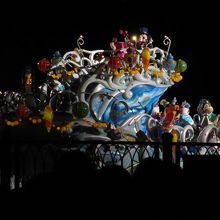 夜のショー　カラー・オブ・クリスマス