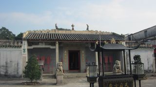 タイパ・コロニアンで最大かつ最古のお寺