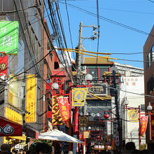 関帝廟通りから見た横浜大世界