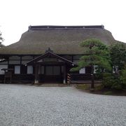 革秀寺 --- 弘前市にある「津軽家」の菩提寺です。豪華な建物「津軽為信霊屋」も。