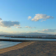 江ノ島の前にある漁港