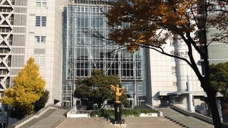 メディアパークの目の前の公園です!!