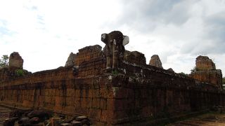 四隅にいる象がかわいい