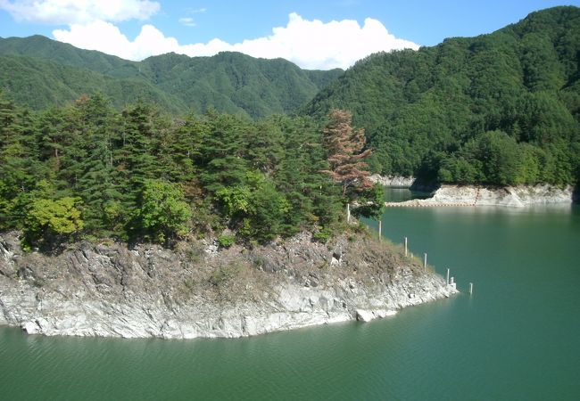 小渋湖温泉