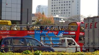 二つの区にまたがる駅