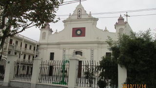 上海の十六舗・董家渡路は昔の面影が唯一残る董家渡天主堂（フランシスコ・ザビエル教会）だけです。