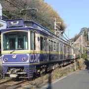 鎌倉と藤沢を結ぶ小さな鉄道です。