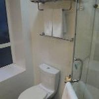 清潔なバスルーム