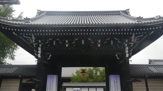 伽藍が大きいこと