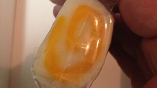 チーズカマボコです。薄くスライスしてワサビ醤油に付けると更に、ピリッとした味わいを楽しめます。