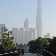 霞んで見えるのはＰＭ2.5の影響か？