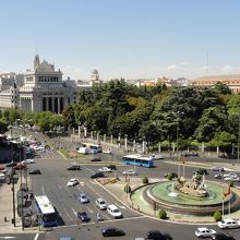 シベレス宮殿のカフェテリアから撮ったシベレス広場 