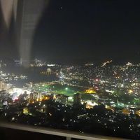 長崎の夜景は最高！海、山が一望できる部屋でした。