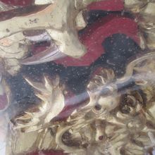 大提灯底部には龍の彫刻…写真が良くなくてすみません