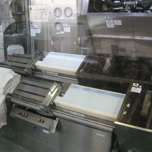 パック牛乳の生産ライン