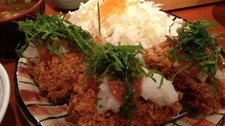 地元の特産物も使ったおいしい豚カツ屋さん