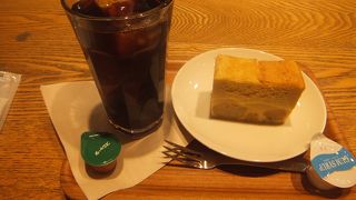 明るいお店です