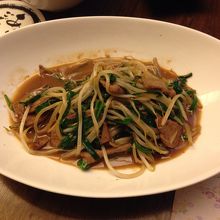 レバニラもあります