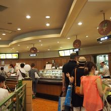 イベント時なので混み合っていました。