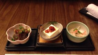 奥まったところにある和食屋さん