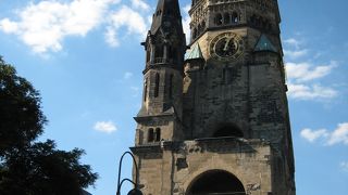 ベルリンに残る、戦争の悲惨さを伝えるモニュメント