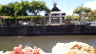 めざましテレビでも紹介された超うまいマナプアは1.3ドル。メニュー写真も。