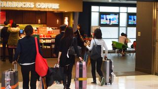 第２ターミナルの３階に