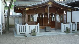 日本で唯一連歌所が残る杭全神社（くまたじんじゃ）