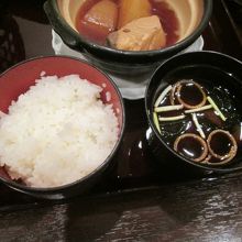 御飯と御御御付け