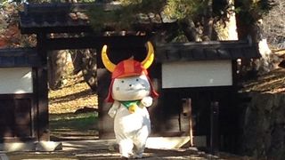 彦根城の前に立ち寄り