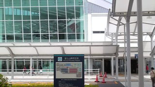 駐車場が無料なので車利用が便利