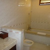 古いが十分な広さで清潔