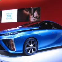 ２０１５年販売予定の燃料電池自動車『トヨタＦＣＶコンセプト』