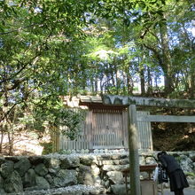 神路山の守り神