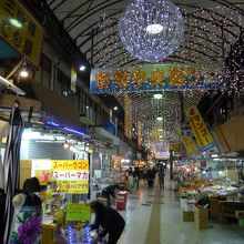 市場中央通り方面の風景