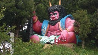 鬼ヶ島と呼ばれる所以の洞窟へ