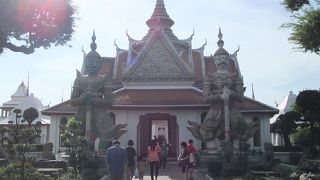 鬼のヤックが目印