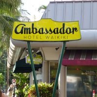 ワイキキから離れているので静か