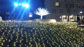 警固公園　TENJIN HIKARI SQUARE（テンジンヒカリスクエア）