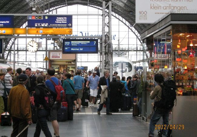 フランクフルト中央駅 クチコミ アクセス 営業時間 フランクフルト フォートラベル