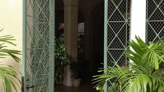 おしゃれなカフェレストラン