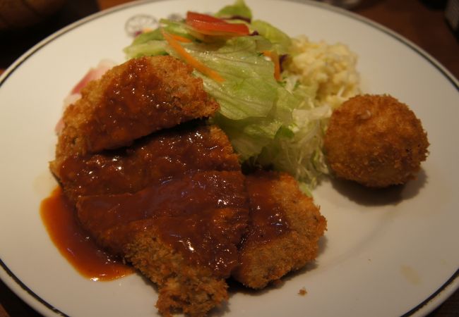 神戸の洋食屋はレベル高いです。