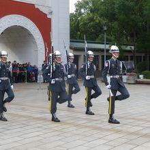 衛兵交替式が行われています