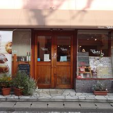 タケアート入り口。