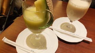 待ち合わせに便利。