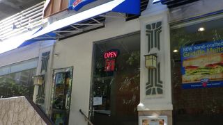 雰囲気が良いファミレスみたい