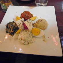 メゼの盛り合わせ