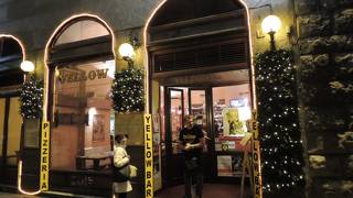 日本語メニューがあって気取らずに食べれるレストラン