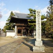 鶴林寺公園としてのけっこう立派な駐車場