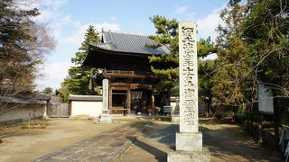 鶴林寺公園としてのけっこう立派な駐車場
